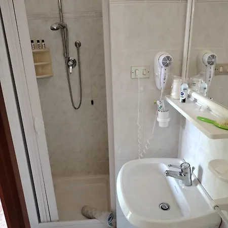 Silvia - Cinque Terre 2*