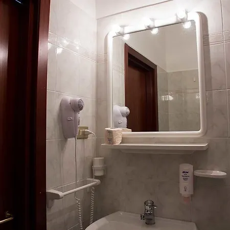 Silvia - Cinque Terre 2* Framura