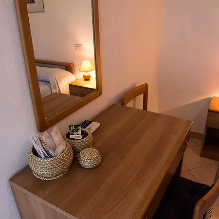 Silvia - Cinque Terre 2* Framura