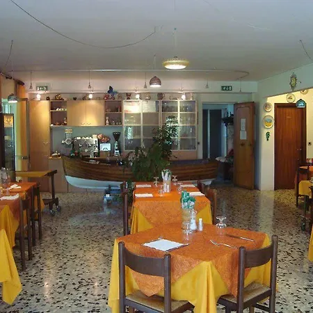 Silvia - Cinque Terre 2*