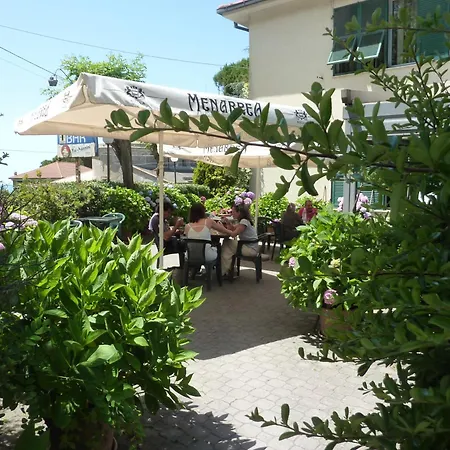 Hotel Silvia Framura