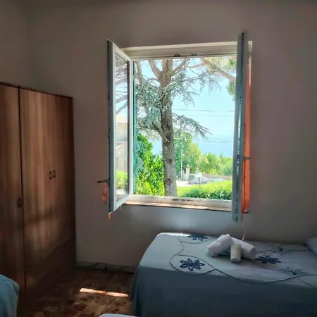 Otel Silvia - Cinque Terre Framura