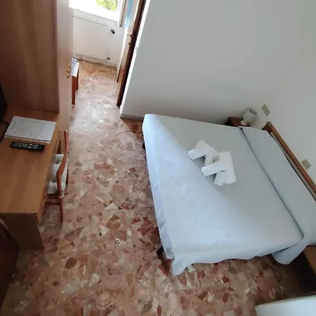 Hotell Silvia - Cinque Terre 2*
