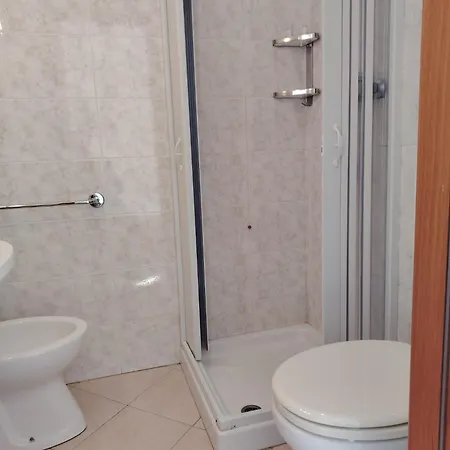 Silvia - Cinque Terre Hotel