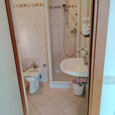 Hotell Silvia - Cinque Terre 2*