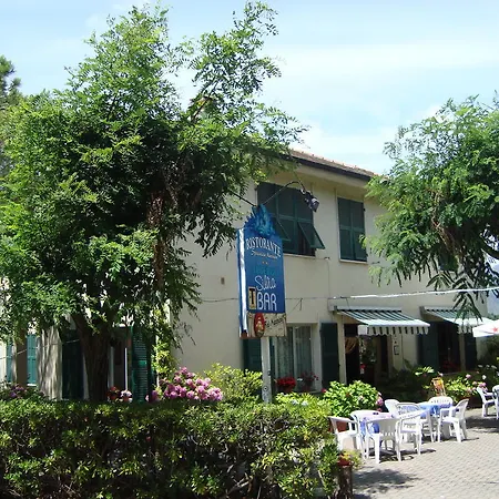 Hotel Silvia 2*