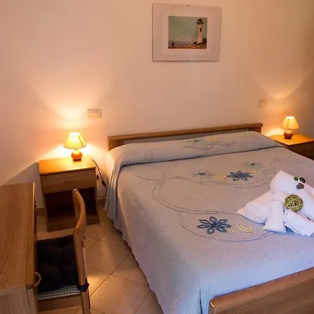 Silvia - Cinque Terre Hotel