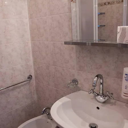 Hotel Silvia - Cinque Terre 2*