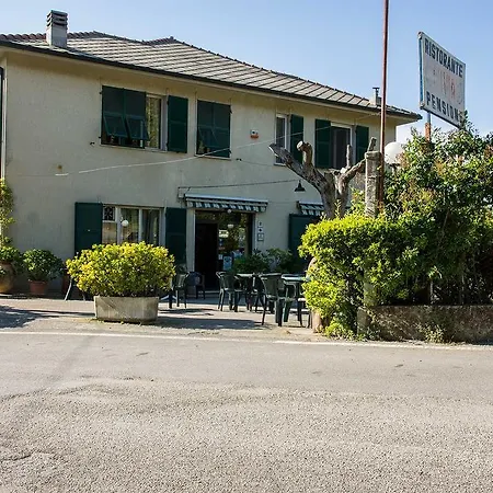 Hotel Silvia 2*