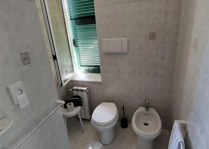 Silvia - Cinque Terre 2*