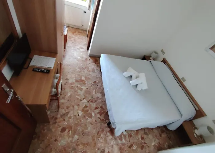 Hotel Silvia - Cinque Terre 2*