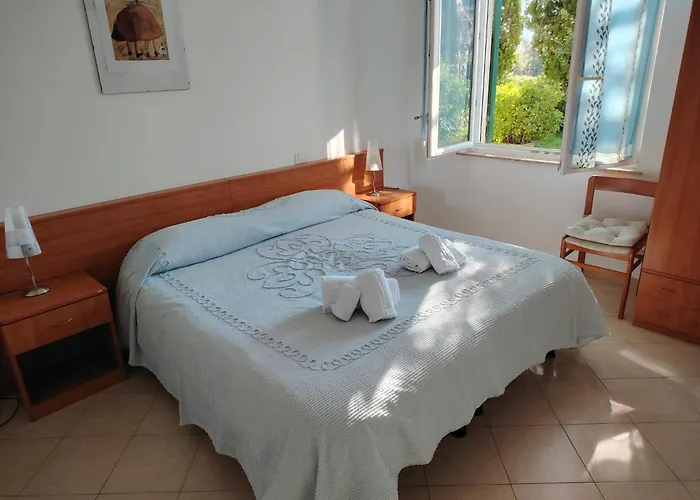 Silvia - Cinque Terre 2*