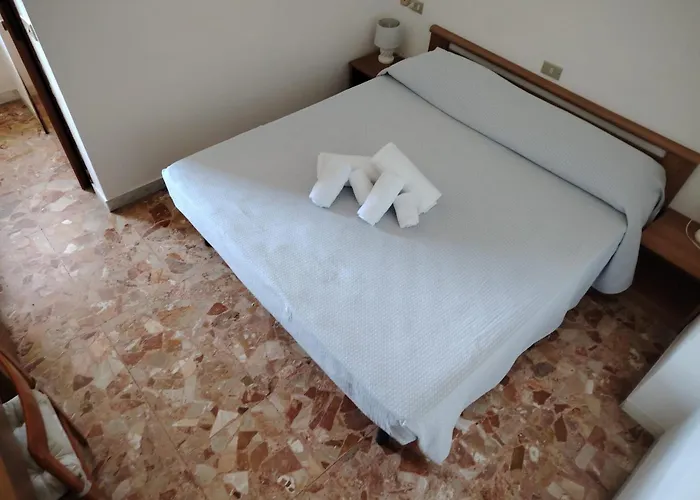 Silvia - Cinque Terre Hotel 2*